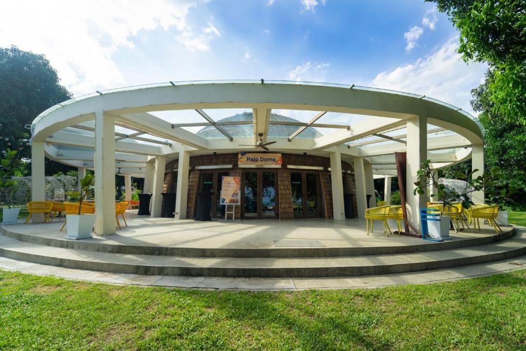 هتل آستوریا پالاوان